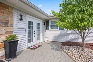 93 Idolstone Ln, Matawan, NJ 07747 - Photo 3