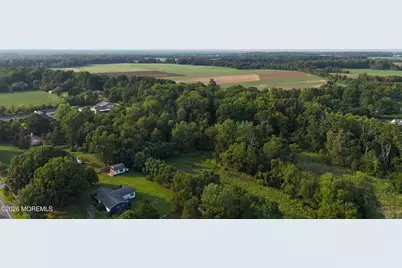 106 Chesterfield Jacobstown Road, Wrightstown, NJ 08562 - Photo 17
