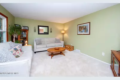 106 Chesterfield Jacobstown Road, Wrightstown, NJ 08562 - Photo 7
