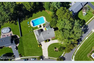 7 Porsche Drive, Matawan, NJ 07747 - Photo 3