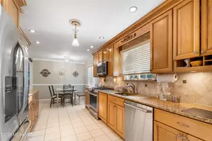 71 Lancaster Rd, Freehold, NJ 07728 - Photo 9