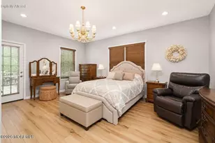 19 Bloomfield Rd, Manalapan Township, NJ 07726 - Photo 21