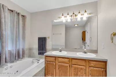 1 Woodland Avenue, Cream Ridge, NJ 08514 - Photo 13
