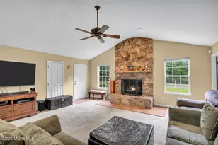 1 Woodland Ave, Cream Ridge, NJ 08514 - Photo 5