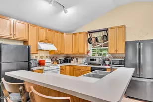1 Woodland Ave, Cream Ridge, NJ 08514 - Photo 9