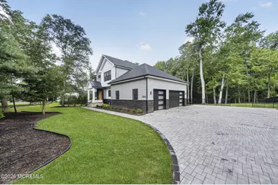 284 Middle Road, Holmdel, NJ 07733 - Photo 3