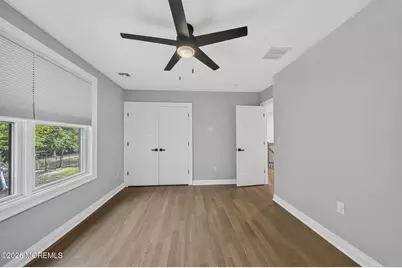 284 Middle Road, Holmdel, NJ 07733 - Photo 43