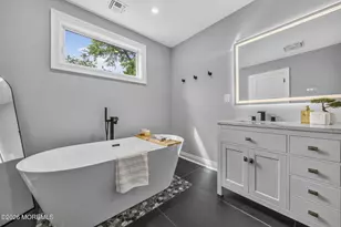 284 Middle Rd, Holmdel, NJ 07733 - Photo 31
