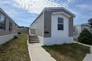 11 Avenue B, Hazlet Township, NJ 07730 - Photo 1