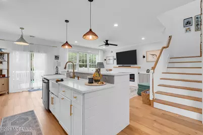 6 Samantha Way, Eatontown, NJ 07724 - Photo 17