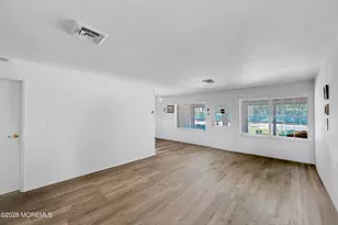 666 Plymouth Dr, Lakewood, NJ 08701 - Photo 7