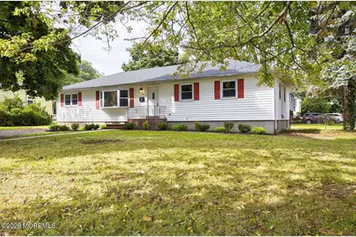 560 Garrett Hill Boulevard, Belford, NJ 07718 - Photo 1