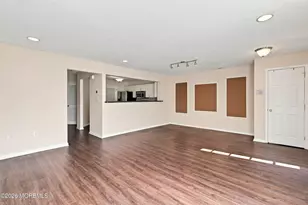 51 Winged Foot Ct, Howell Township, NJ 07731 - Photo 5