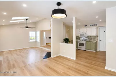 99 Oak Lane, Eatontown, NJ 07724 - Photo 29