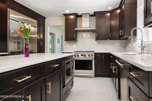 18 Constitution Dr, Leonardo, NJ 07737 - Photo 17