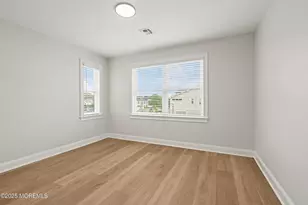 215 Brighton Ave, Long Branch, NJ 07740 - Photo 7