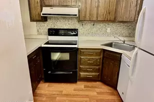 99 Arrowood Rd, Manalapan Township, NJ 07726 - Photo 7