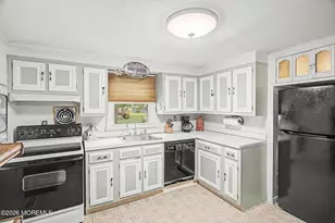 718 Barberry Dr, Brick, NJ 08723 - Photo 11