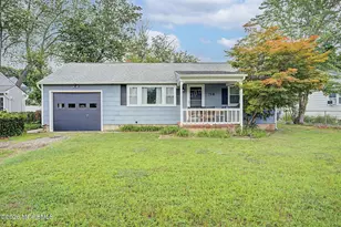 718 Barberry Dr, Brick, NJ 08723 - Photo 3