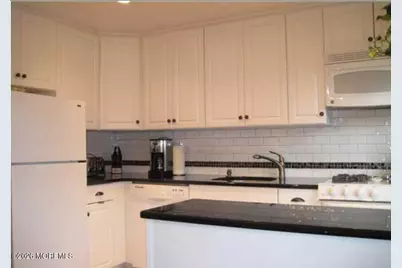 139 Manor Drive #1305, Red Bank, NJ 07701 - Photo 3