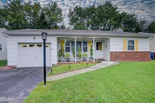 48 Northumberland Dr, Toms River Township, NJ 08757 - Photo 1