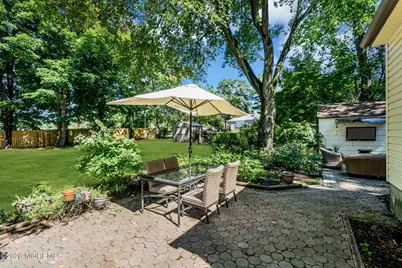 35 Marlboro Street, Morganville, NJ 07751 - Photo 25