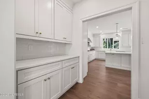 612 Old Stage Rd, East Brunswick Township, NJ 08816 - Photo 9