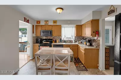 40 Wood Street, Keansburg, NJ 07734 - Photo 13
