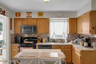 40 Wood St, Keansburg, NJ 07734 - Photo 11