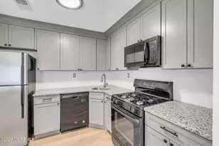 106 Frontier Way, Tinton Falls, NJ 07753 - Photo 13