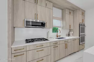 268 Roosevelt Ave, Oakhurst, NJ 07755 - Photo 7