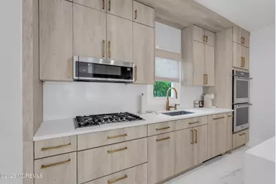 268 Roosevelt Avenue, Oakhurst, NJ 07755 - Photo 7