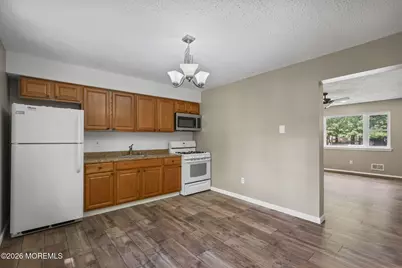 1062 Cheryl Court #1062, Brick, NJ 08724 - Photo 7