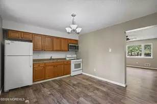 1062 Cheryl Ct, Brick, NJ 08724 - Photo 7