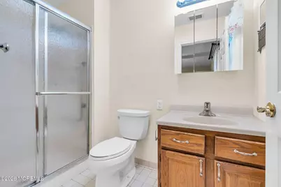 3 Ivy Ridge Close, Freehold, NJ 07728 - Photo 11
