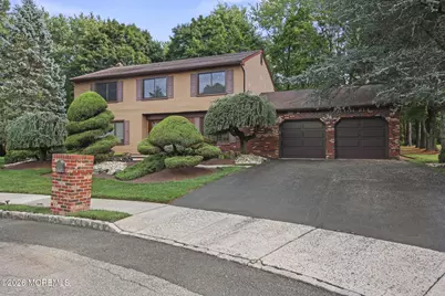 28 Buttonwood Drive, Marlboro Township, NJ 07746 - Photo 3