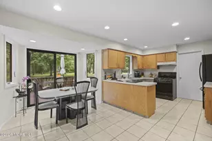28 Buttonwood Dr, Marlboro Township, NJ 07746 - Photo 13