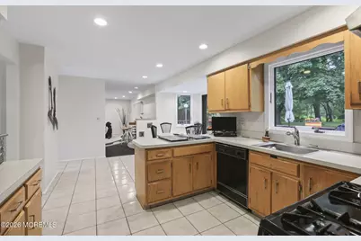 28 Buttonwood Drive, Marlboro Township, NJ 07746 - Photo 13