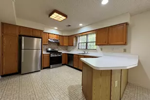 3 Longbrook Ln, Freehold, NJ 07728 - Photo 7