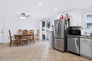 1717 1st Ave, Toms River Township, NJ 08757 - Photo 15