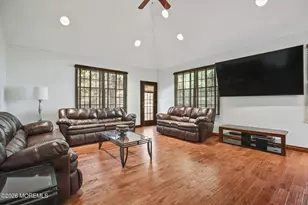 211 Bennington Rd, Freehold, NJ 07728 - Photo 13