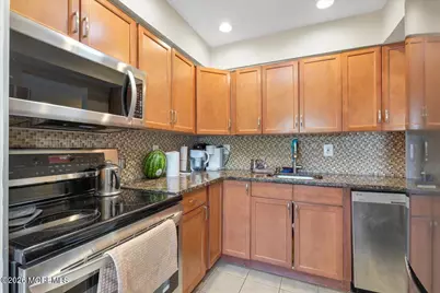 119 Avery Avenue #J27, Long Branch, NJ 07740 - Photo 7