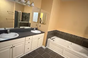 566 St Andrews Pl, Manalapan Township, NJ 07726 - Photo 15