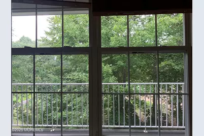 566 Saint Andrews Place, Manalapan Township, NJ 07726 - Photo 7