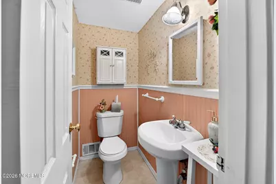 7 Toomin Drive, Neptune Township, NJ 07753 - Photo 9