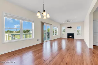 507 Edmunds Avenue, Union Beach, NJ 07735 - Photo 9