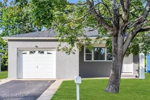 180 Biabou Dr, Toms River Township, NJ 08757 - Photo 1