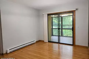 147 Amberly Dr, Manalapan Township, NJ 07726 - Photo 5