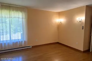 147 Amberly Dr, Manalapan Township, NJ 07726 - Photo 13
