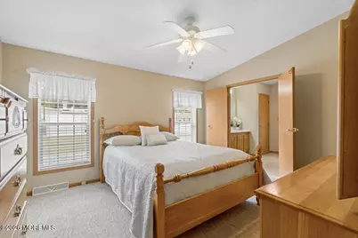 17 Village Road, Morganville, NJ 07751 - Photo 17